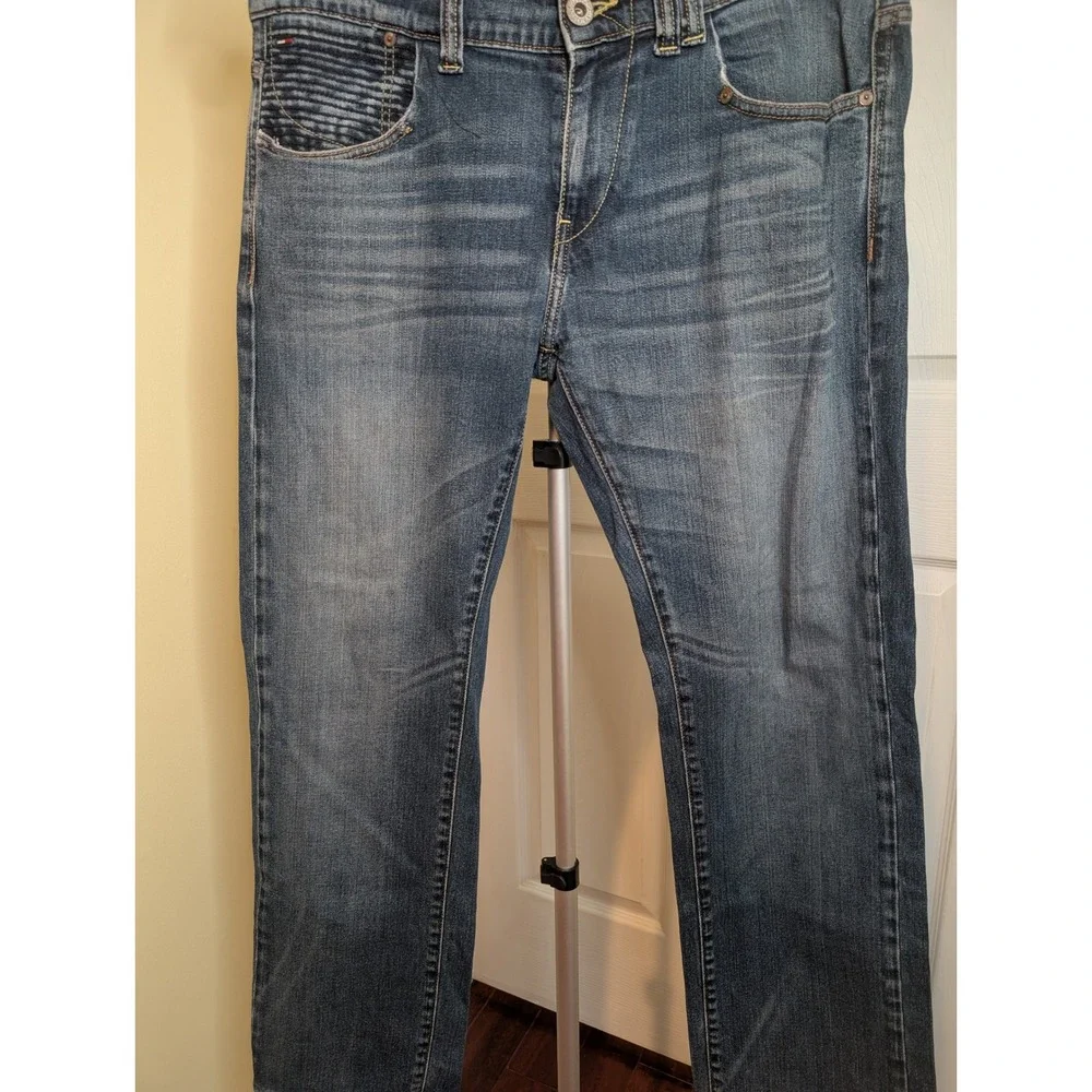 Tommy Hilfiger Jeans Rogar‎ Blue Straight Leg Moto Detail Medium Wash - Size 34